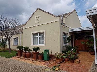 Townhouse For Sale in Annlin, Pretoria