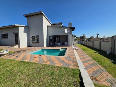 House For Sale in Magalieskruin, Pretoria