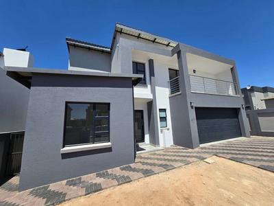 House For Sale in Derdepoort, Pretoria