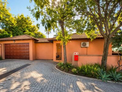 Townhouse For Sale in Florauna, Pretoria