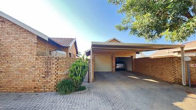 Townhouse For Sale in Annlin, Pretoria